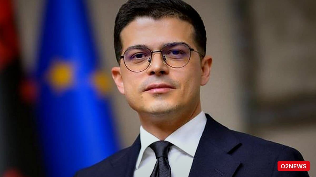 Pirro Vengu: Policia tregoi vetëpërmbajtje, por zëri i protestuesve duhet dëgjuar