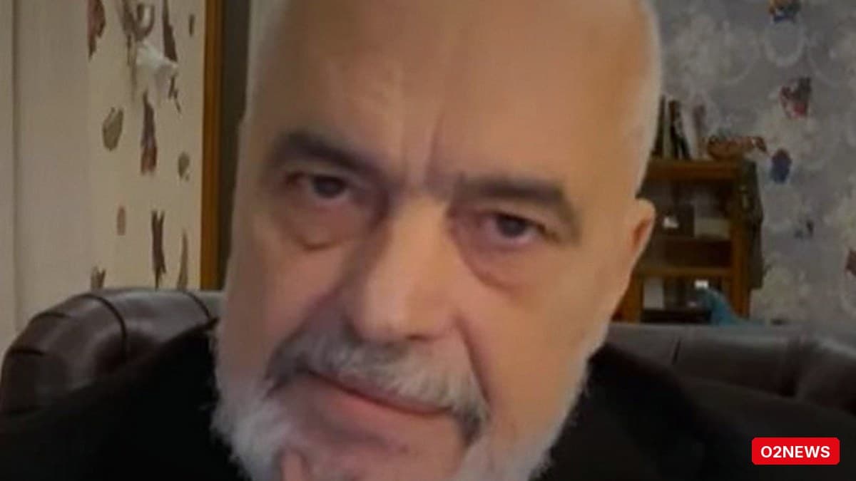 Rama mban fjalim të gjatë live; komente të shumta i kërkojnë dorëheqjen