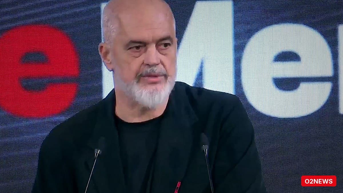 Rama shpall krijimin e Ministrisë së Administratës Publike; drejtimin e merr Adea Pirdeni